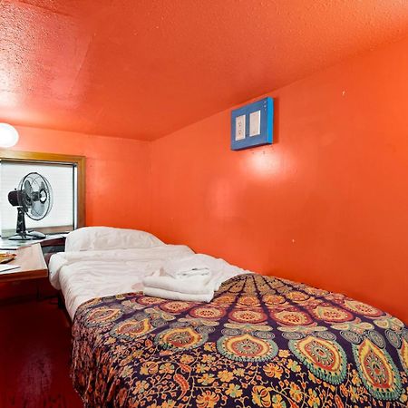 Qupqugiaq Inn Anchorage Exterior foto